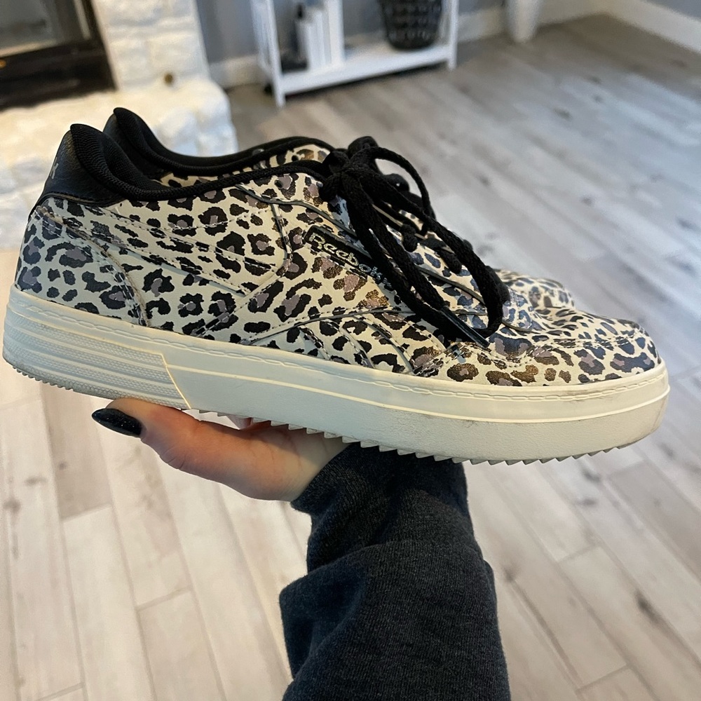 Reebok Women Size 9 Shoes